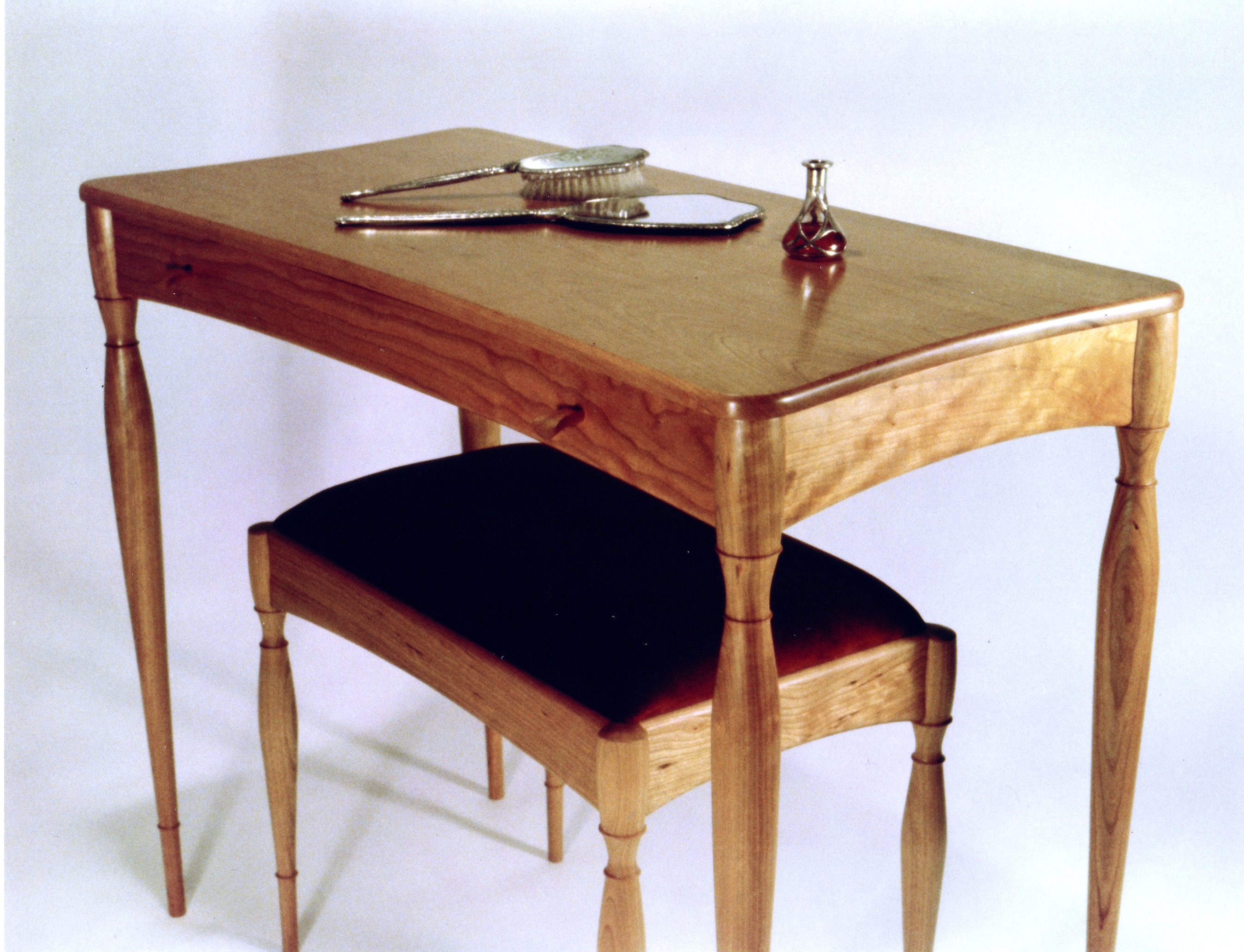 Dressing20and_20Stool_edited