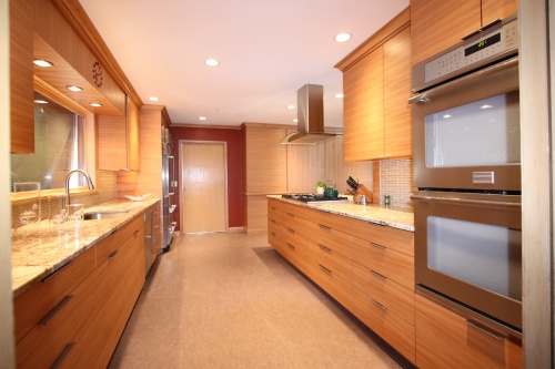 MNR kitchen 139 view from mudroom 500x333