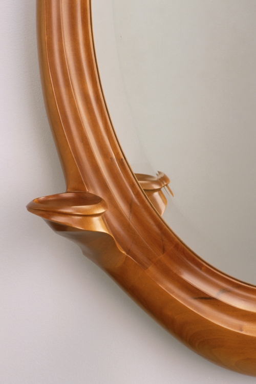 Nouveau Mirror Detail