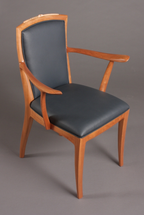 RKT armchair 019 cropped 500x